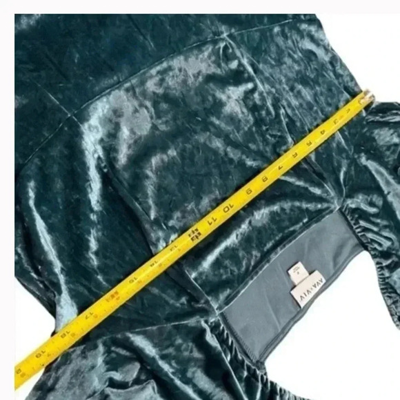 Ava & Viv Women's Velvet Long Sleeve Front Slit Dress Plus Size Square Neck - Picture 3 of 7